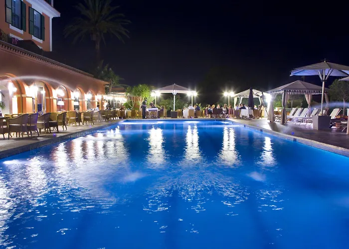 Mr Les Rotes Hotel 4*