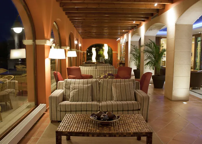 Mr Les Rotes Hotel
