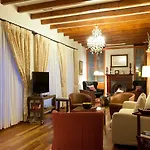 Mr Les Rotes Hotel 4*
