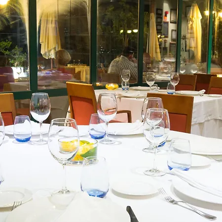 Hotel Mr Les Rotes 4*