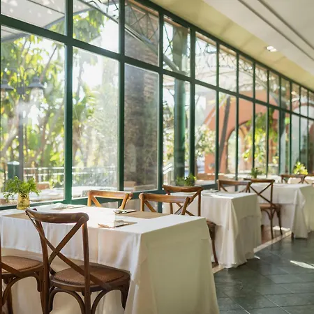 Hotel Mr Les Rotes 4*