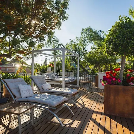 Mr Les Rotes Hotel 4*