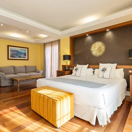 Hotel Mr Les Rotes 4*