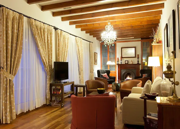 Mr Les Rotes Hotell 4*
