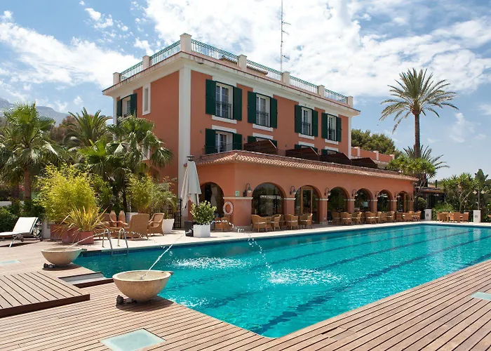Hotell Mr Les Rotes 4*