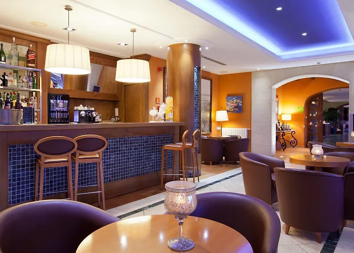 Hotell Mr Les Rotes 4*