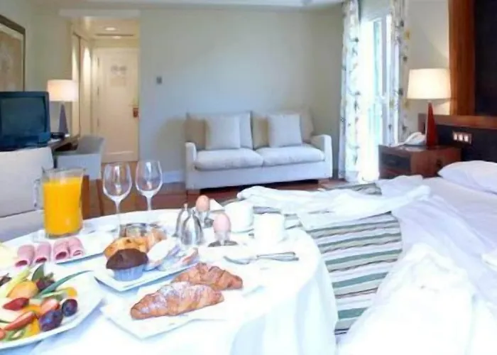 Mr Les Rotes Hotell